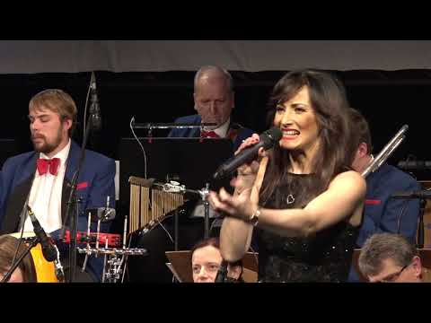 Moravia Big Band / Daniela Šinkorová - Jsou svátky (Mandy)
