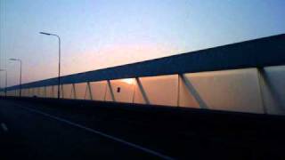 Languis & Fer Chloca - The Sky Below