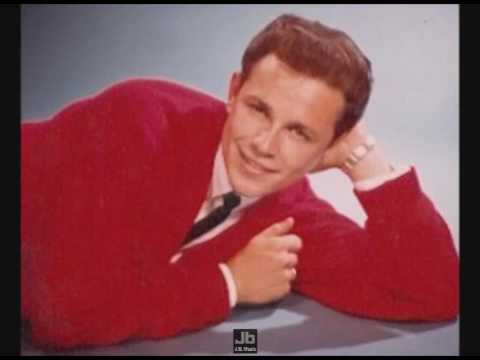 Bobby Curtola - Three Rows Over (Del-Fi Records 4223, 1963)