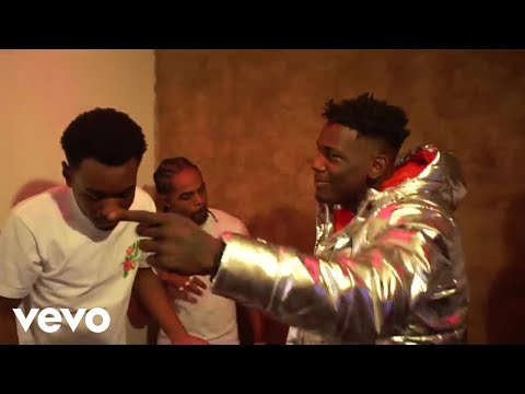 MeezyMainee - Walk Around Wit It ft. LilCj Kasino, Yun Huey