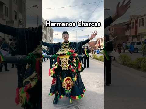 Hermanos Charcas en Capinota Cochabamba #bolivia #hermanoscharcas #danza #entrada #wakawaka #fypシ