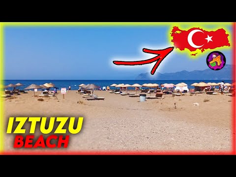 Azra Plays at "IZTUZU BEACH"🌊