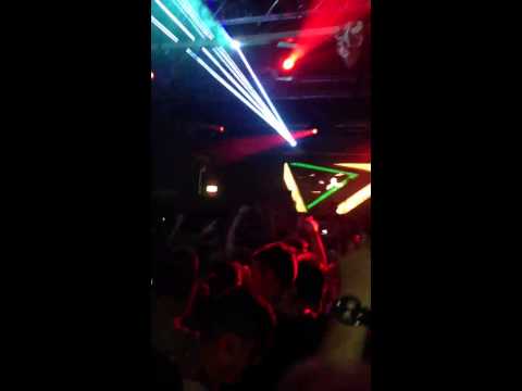 Cream May 5th: Hit It Silhouettes - Hardwell