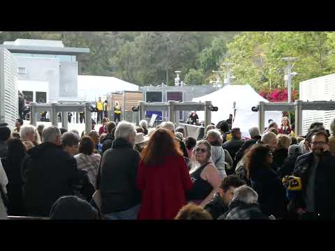 Crowd Cluster Andrea Bocelli Hollywood Bowl Los Angeles California USA May 9, 2023