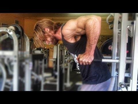 How To Do Dips - Chest &amp; Triceps Exercise