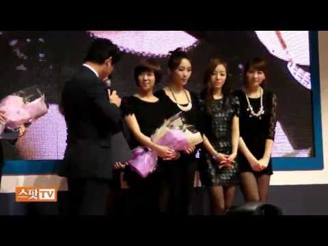 SpotTV-110113 KARA (카라 カラ) Receive Hallyu Honorary Award