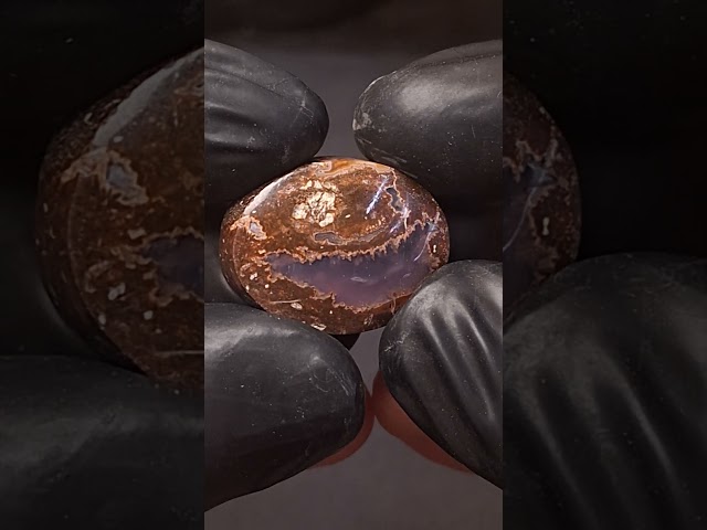 حجر عقيق خرائطي بنفسج اليمن طبيعي