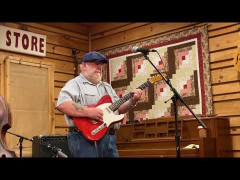 Redd Volkaert plays Crazy Arms at Floyd Country Store
