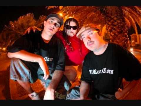 Senti Qua   Uomo In Mare