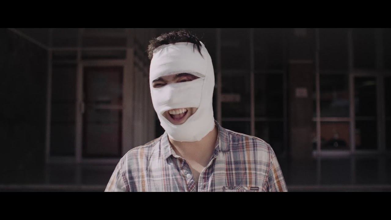 Trailer de Cascos indomables — Helmet Heads subtitulado en inglés (HD)