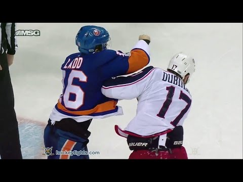 Brandon Dubinsky vs Andrew Ladd