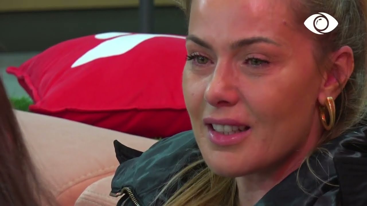 “Më merr malli shumë” Oltën e gërryen largësia nga djali: Dua të di çfarë mendon!