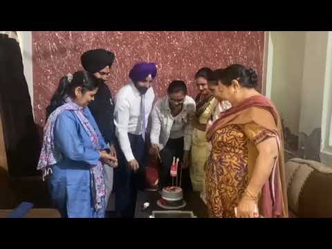 CAKE CELEBRATION FOR  NEW CAR BY CHAMPION ADVISOR MISS.NAVPREET KAUR 🎂💐🥳🥰
