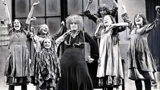 Sheila Hancock - "Little Girls" | Annie OLCR 1978