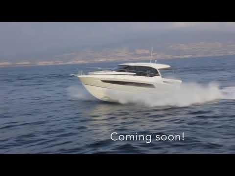 New NC33 by Jeanneau