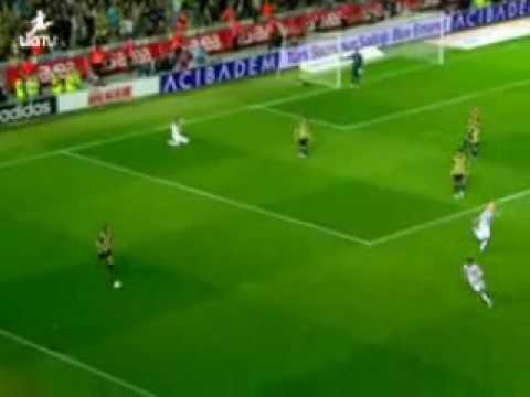 Diego Lugano's block the ball - Diego Lugano'nun topa müdahalesi