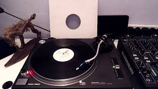 Green Court Featuring De/Vision - Shining (dj tiesto remix)