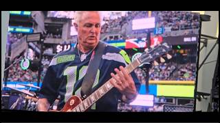 Soundgarden i Taylor Momsen zagrali podczas halftime w Seattle