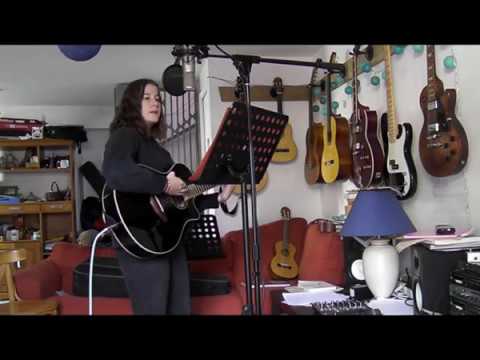 Léane - Guitare et chant - Chlorine