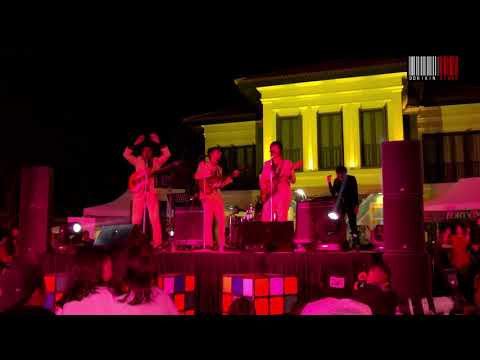 The Pinholes - Renungan Manja & Youth Of Gold (Live @ LalooLalang Raya Bazaar 2019)