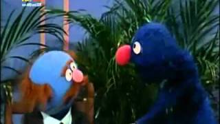 Sesame Street -  Grover&#39;s tomato surprise