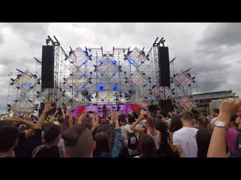 Lollapalooza Paris : KIKKR - Perry's stage