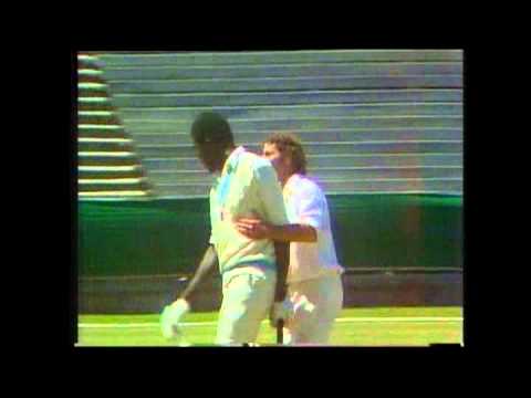 Joel Garner gets CHIN MUSIC from Denis Lillee, World Series Cricket 1977