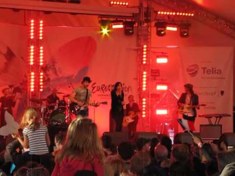 ESCKAZ live in Malmö: ESDM (Spain) - Contigo hasta el final (in Eurovillage, fragment)
