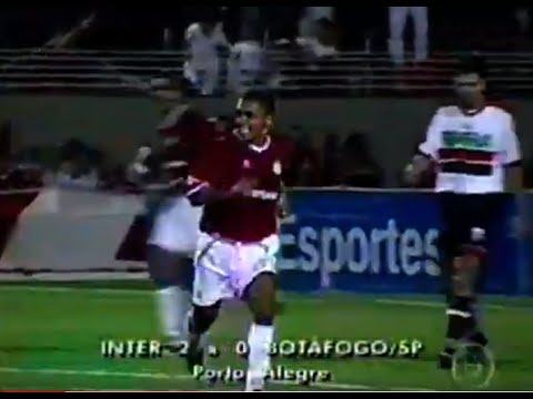 INTER-RS 2x0 BOTAFOGO-SP + SANTA CRUZ 1x1 ATLÉTICO-MG - Brasileirão 2001 (Gols) Jornal da Globo
