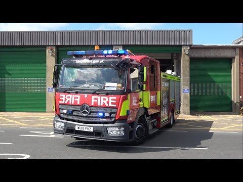 “MOBILISE MOBILISE” LFB HEATHROW G561 turnout - LHR