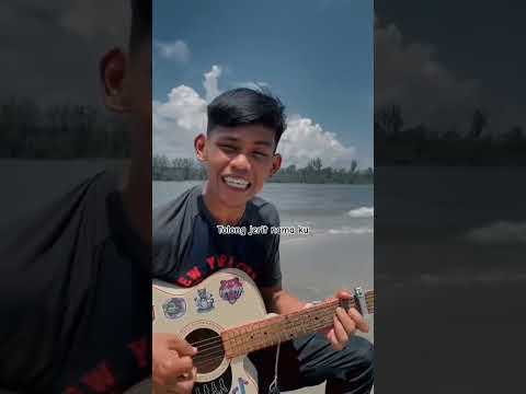 Lirik Lagu Warna by hairie #coverlagu #liriklagu #warna #itsmehairie_ #hairie #mktamparuli #cover