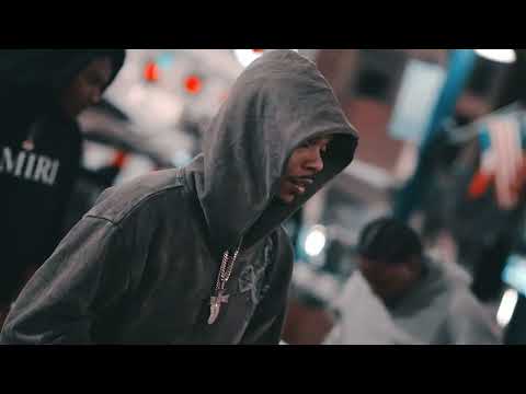 GG Squeeze  - Boss Up ft. SieteGang Yabbie (Official Music Video)  @GGsqueezeOfficial  