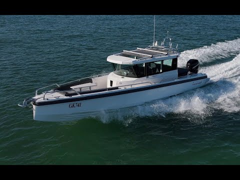 Axopar 28 Aft Cab | 2018 Model