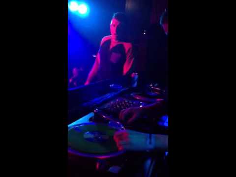 DJ Andy Effect MC Viper - Clash of the titans may day special