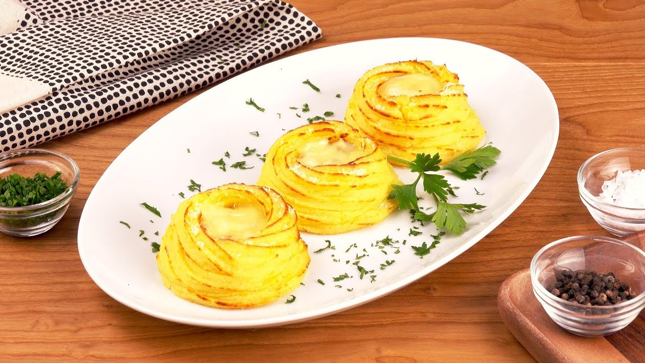 Cozy Up To These Mashed Potato Nests With A Hearty Bacon & Cheese Filling