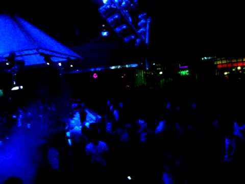 Dj FABRIZIO FATTORI LIVE @ STARGATE 26 FEBBRAIO 2011 Parte 5.MPG