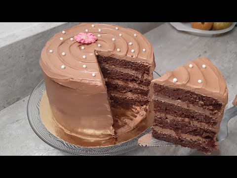 Layer cake au chocolat facile et minimaliste - ganache montée inratable #chocolat #anniversaire