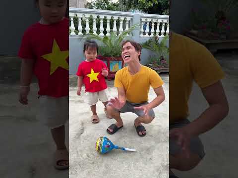 It's just that dad likes lollipops too much😅😅🍭| GD Kem #shorts