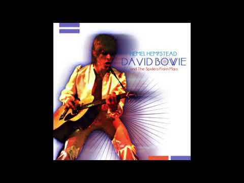 David Bowie 1972-05-07 Hemel Hempstead, The Pavilion – Hemel Hempstead