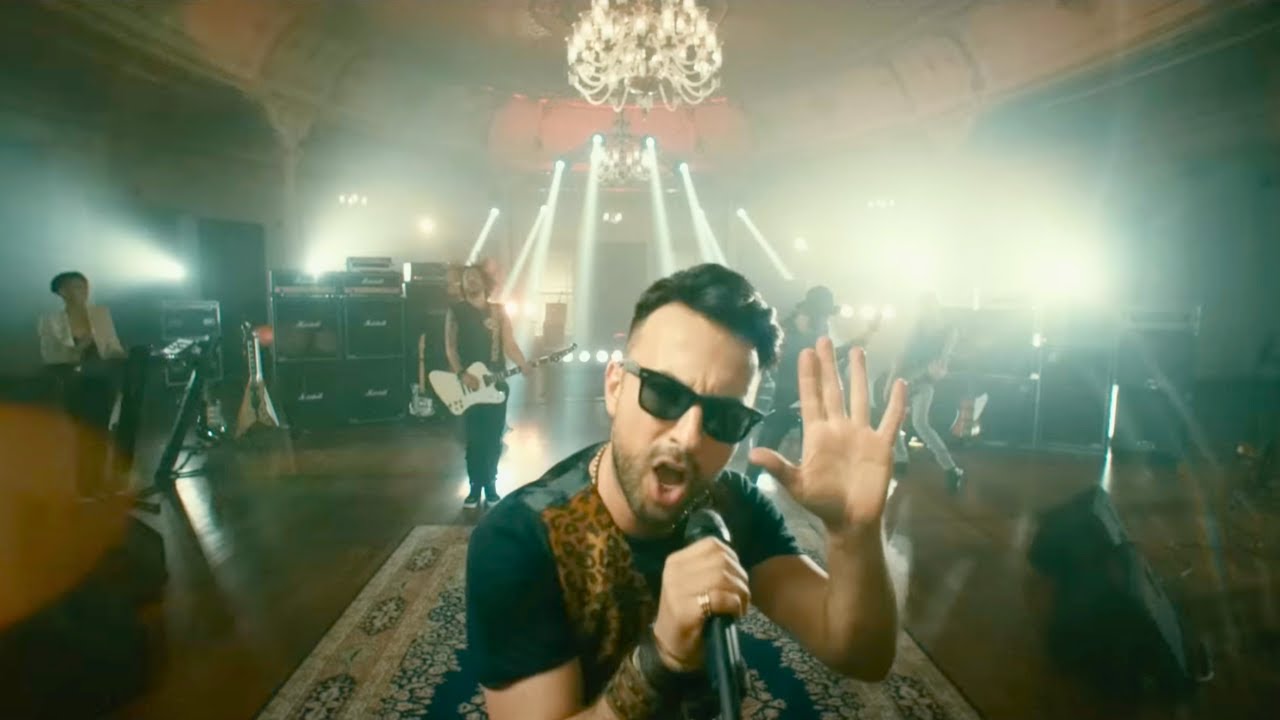 Iskender Paydas ft. Tarkan — Hop De