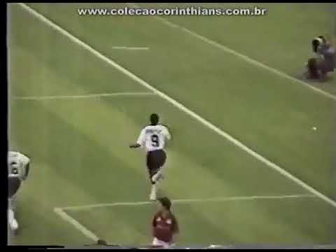 Nilson Esidio (Corinthians) - 31/10/1992 - Corinthians 1x2 Juventus-SP - 1 gol