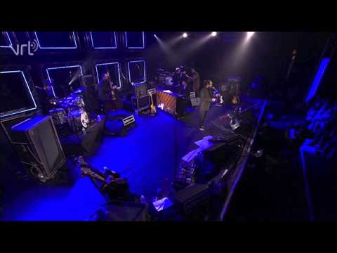 DEZ MONA - Live the Life