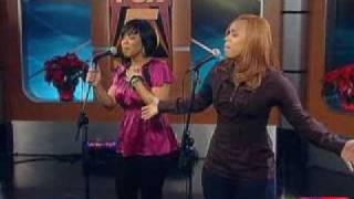 Mary Mary performs &quot;I Worship You&quot;
