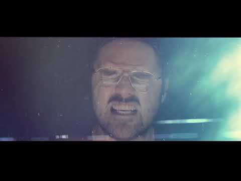 RobotRam - Gewonde Standbeeld ( Official Music Video )