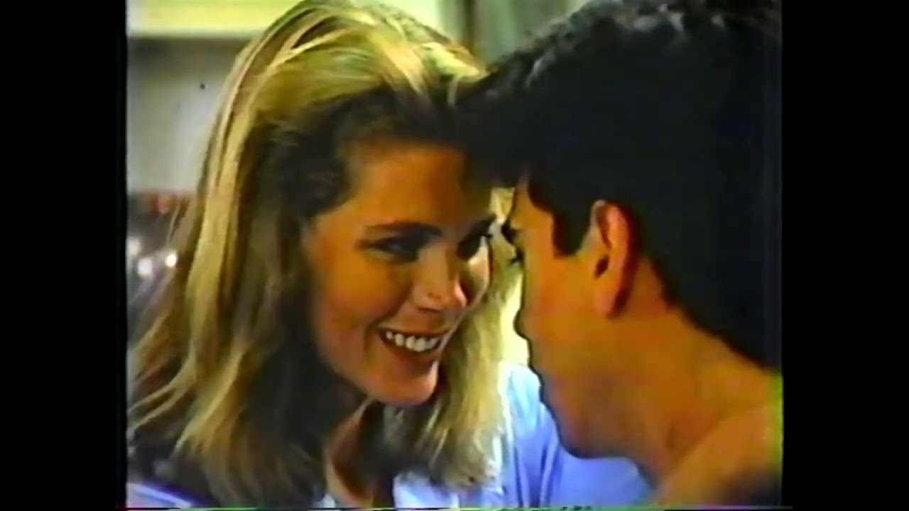 Miniature de la vidéo ABC's "California Girls" made for TV movie promo 1985 du film California Girls