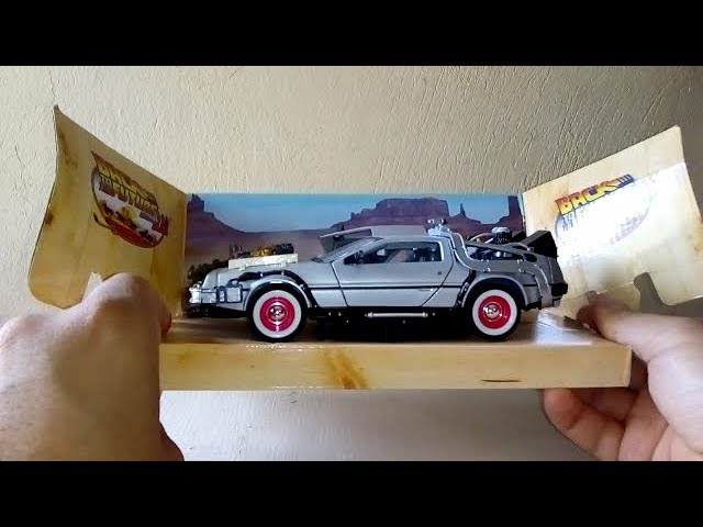 Vídeo relacionado con Welly Réplica Delorean Regreso Al Futuro 3 Escala 1/24