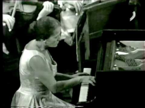 Annie Fischer plays Schumann: Klavierkonzert a-minor  video! full!