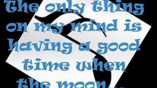 When the sun goes down - Selena Gomez (Lyrics) HD