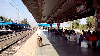 Station View of Ghoradongri: Trip to Nagpur Junction, India Yr 2012 #askdushyant