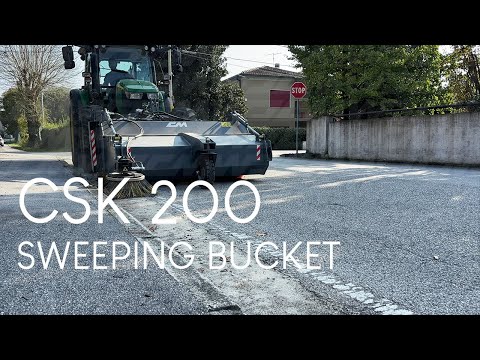 Balayeuse aligneuse ramasseuse agricole pour tracteurs chargeuse sur pneus_6